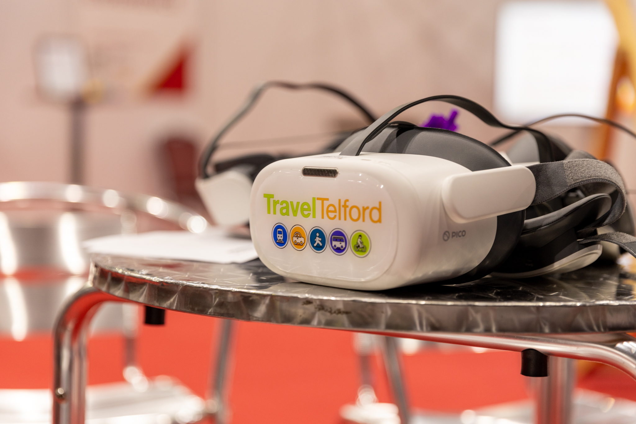 Travel Telford VR headset